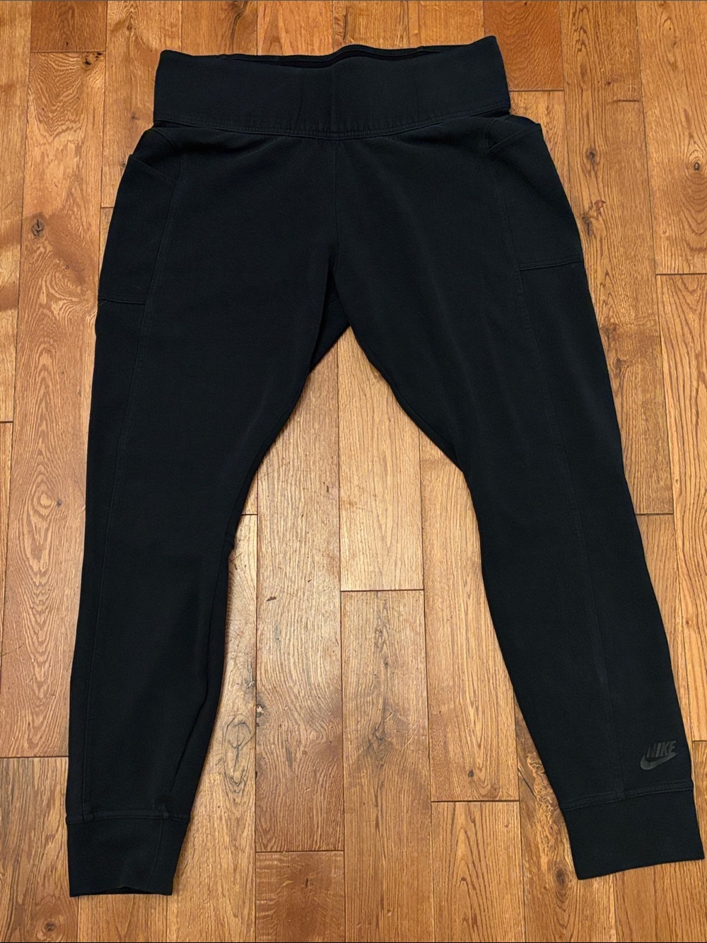 Nike Black Women's Jogger Pants with Elastic Waistband